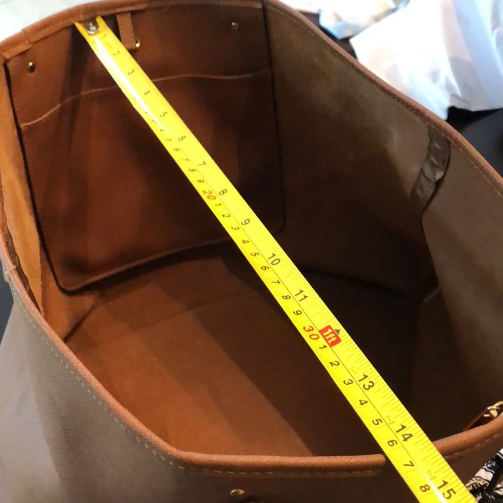 🤎Michael Kors Large carry all textured leather classic tote - Picture 13 of 14